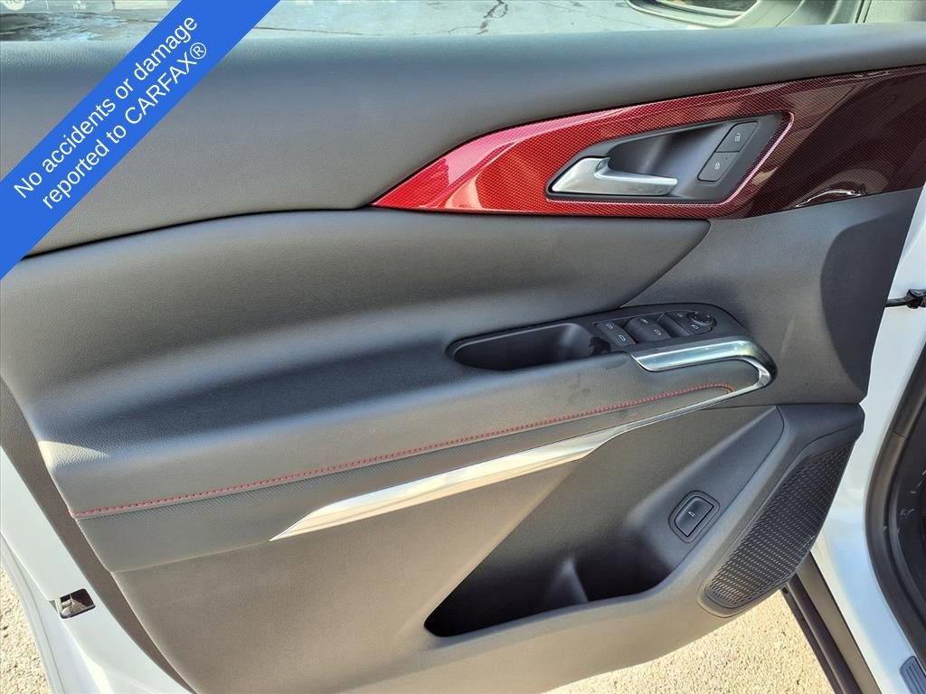 Used 2024 Chevrolet Traverse Z71 image 15