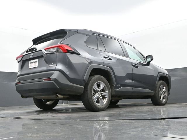 Used 2023 Toyota RAV4 LE AWD/4WD image 11