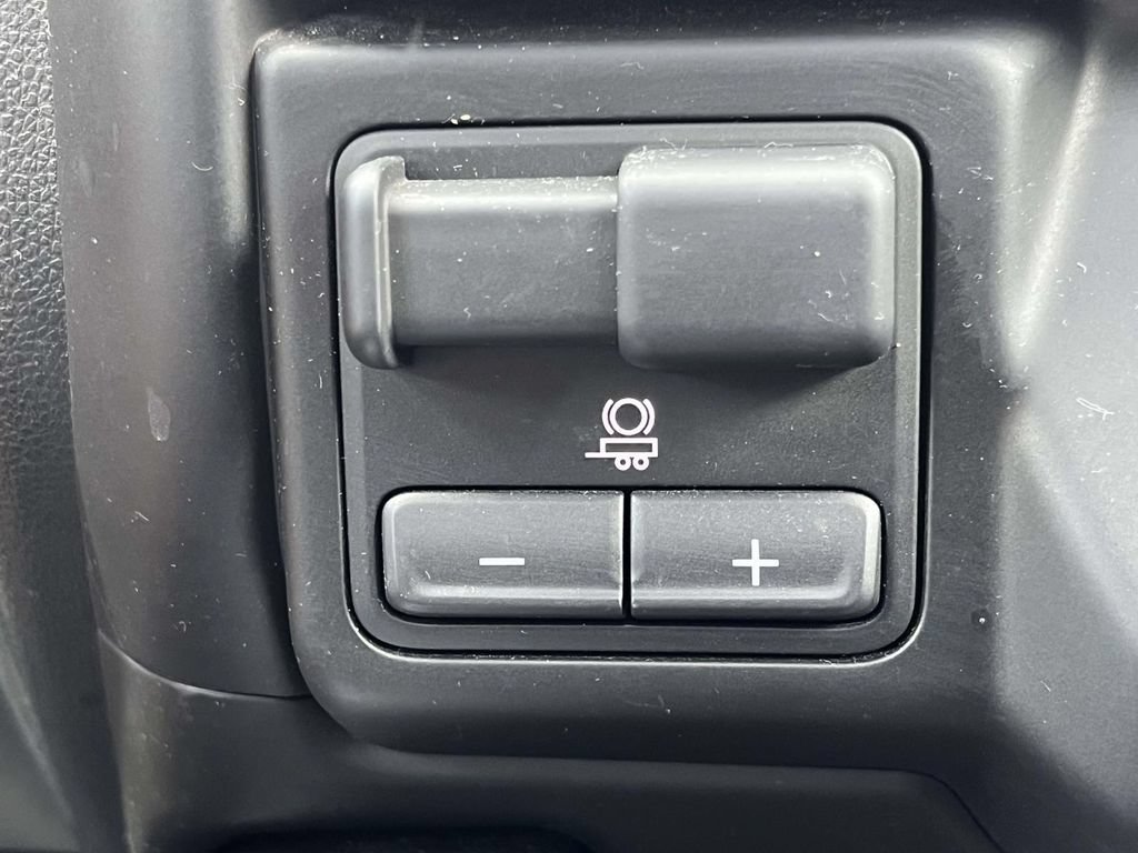 Used 2022 GMC Sierra 1500 SLT w/ SLT Premium Plus Package AWD/4WD image 39