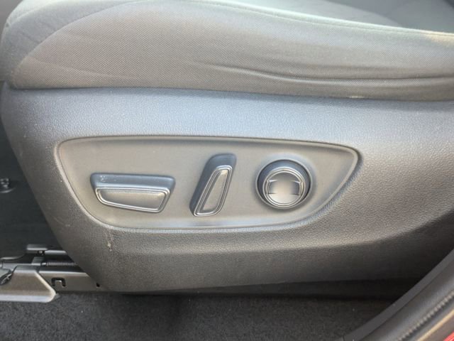 Used 2023 Toyota RAV4 XLE FWD image 20