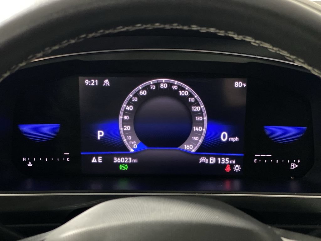Used 2023 Volkswagen Tiguan SE AWD/4WD image 17