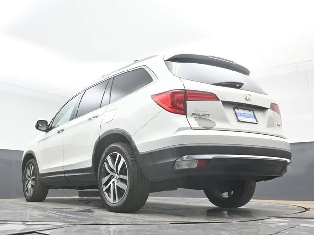 Used 2016 Honda Pilot Touring image 40