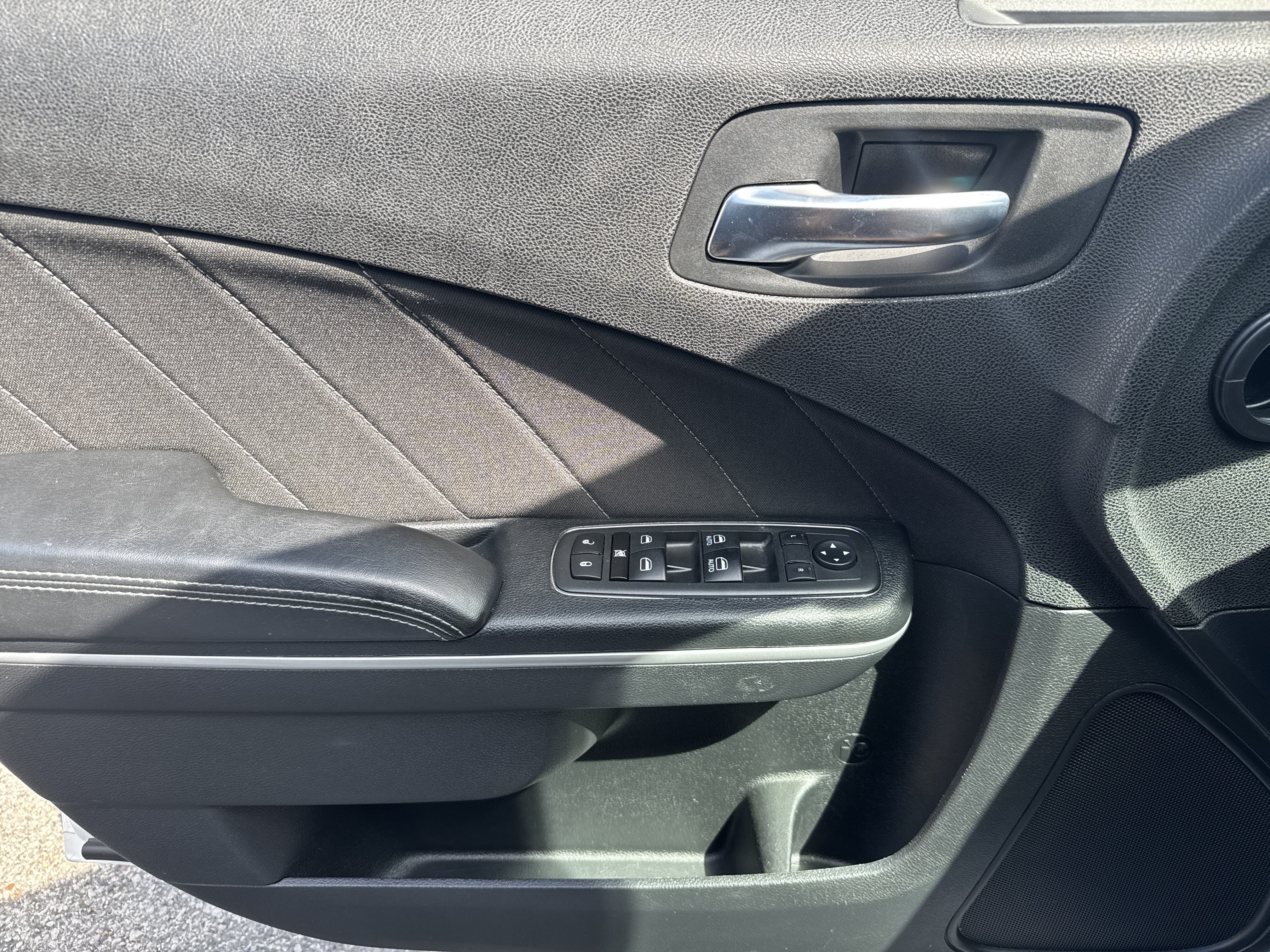 Used 2020 Dodge Charger Scat Pack RWD image 10
