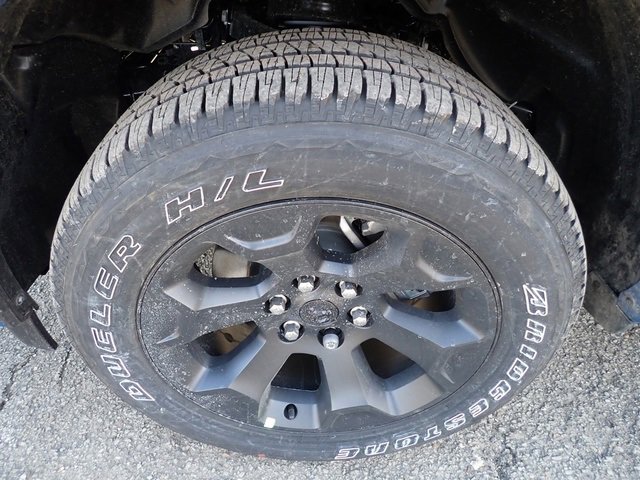 New 2026 RAM 1500 4x4 Crew Cab image 12