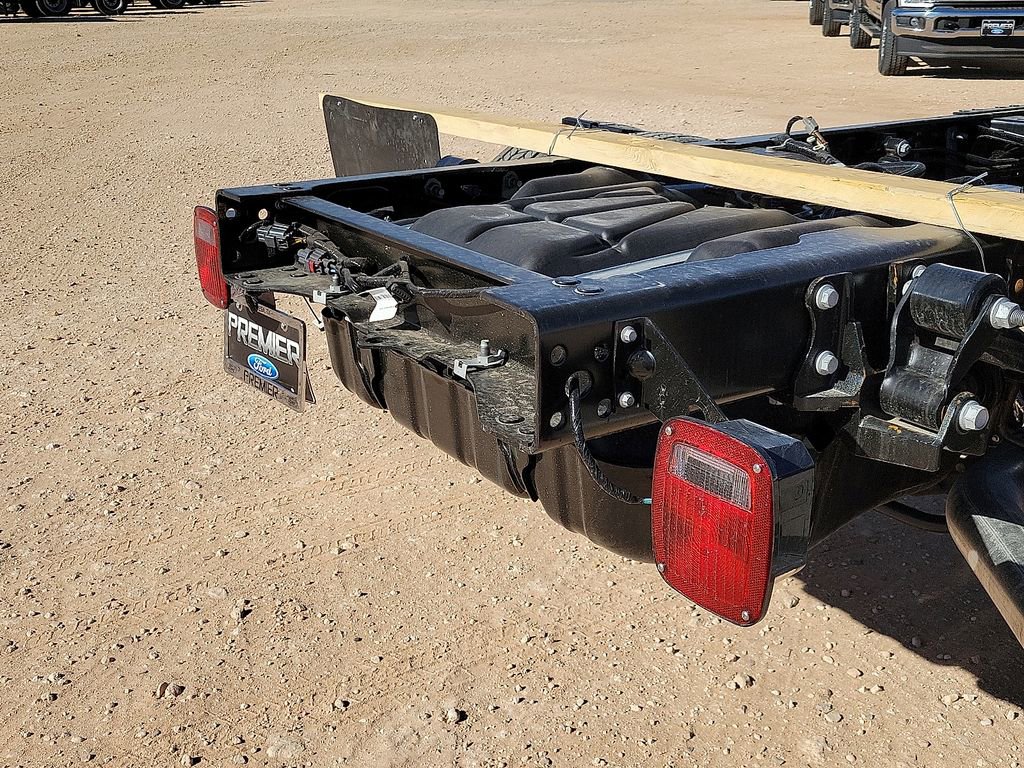 New 2026 Ford F550 4x4 Regular Cab Super Duty image 15