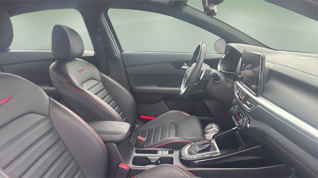 Used 2024 Kia Forte GT w/ GT2 Package image 15