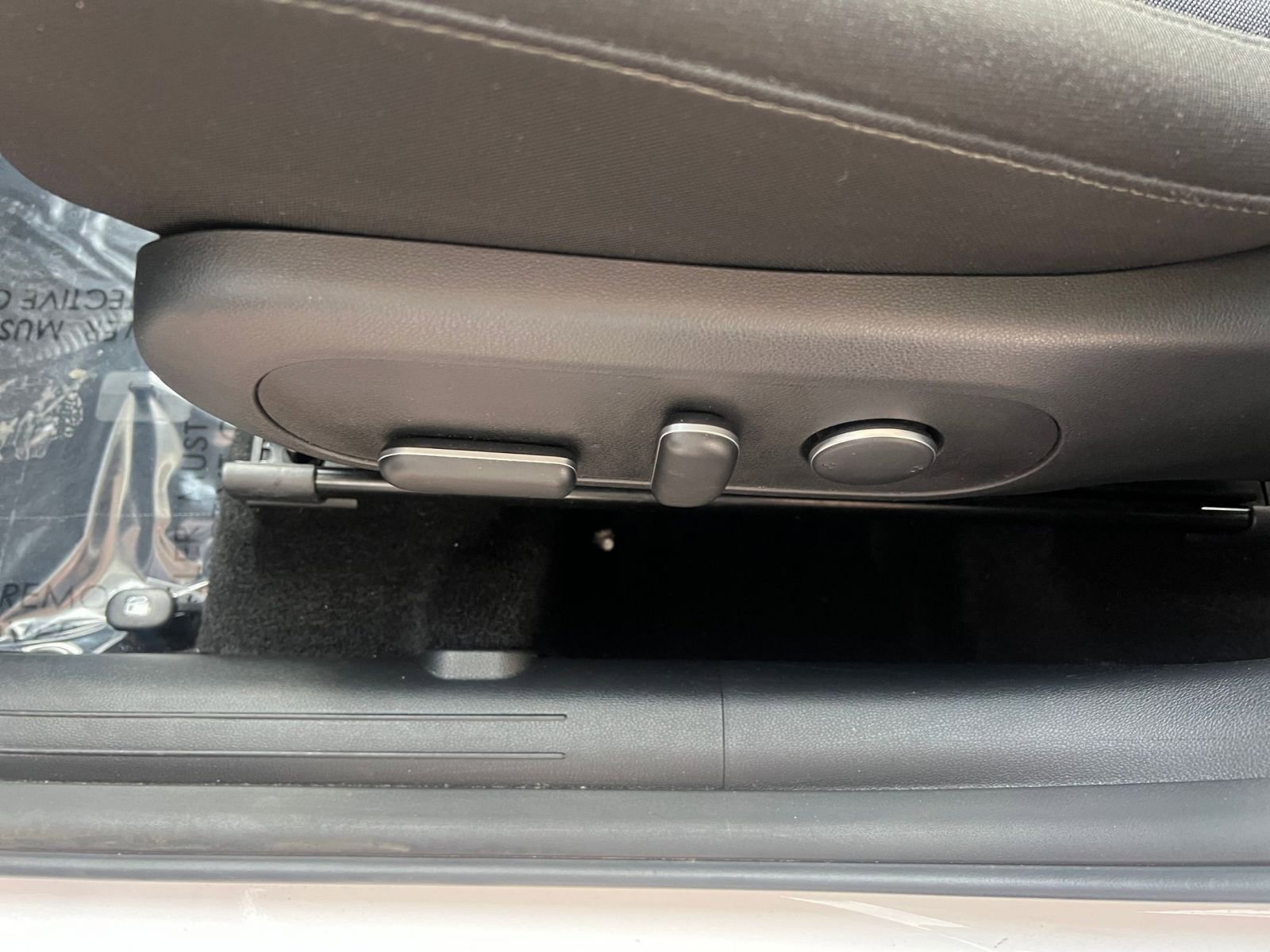 Used 2025 Hyundai Kona SEL image 22