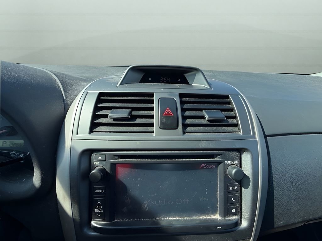 Used 2013 Toyota Corolla S image 24