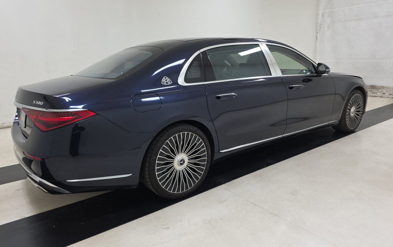 Used 2022 Mercedes-Benz Maybach S 580 4MATIC image 3