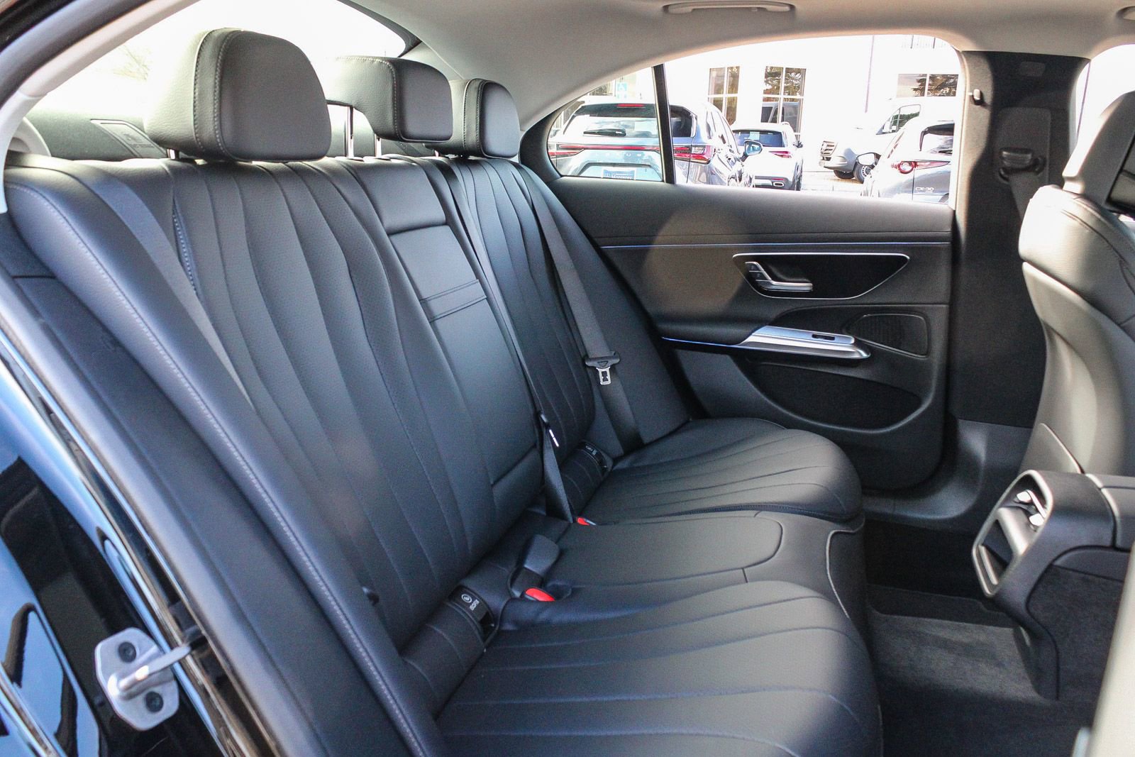 New 2026 Mercedes-Benz E 350 4MATIC Sedan image 19