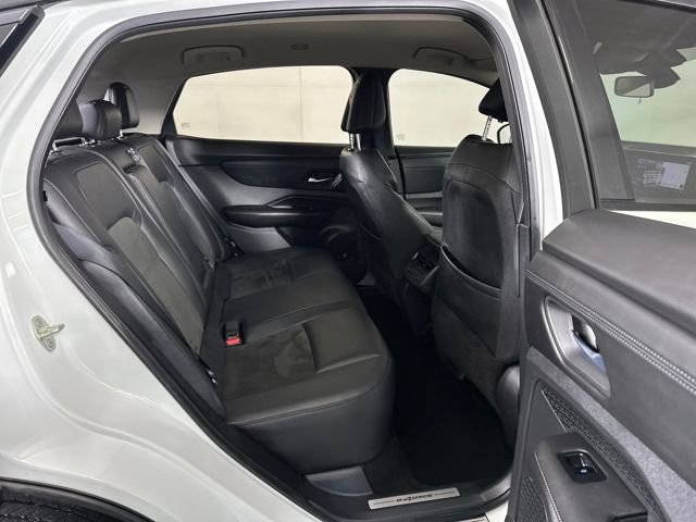 Used 2024 Nissan Ariya AWD image 27