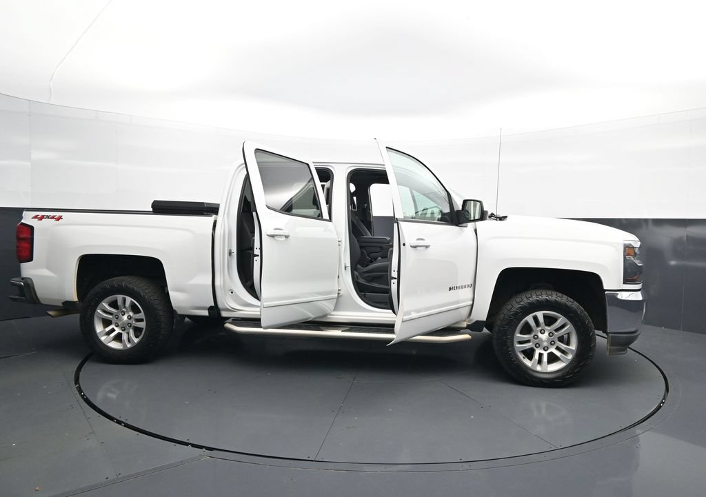 Used 2018 Chevrolet Silverado 1500 LT w/ All Star Edition AWD/4WD image 46