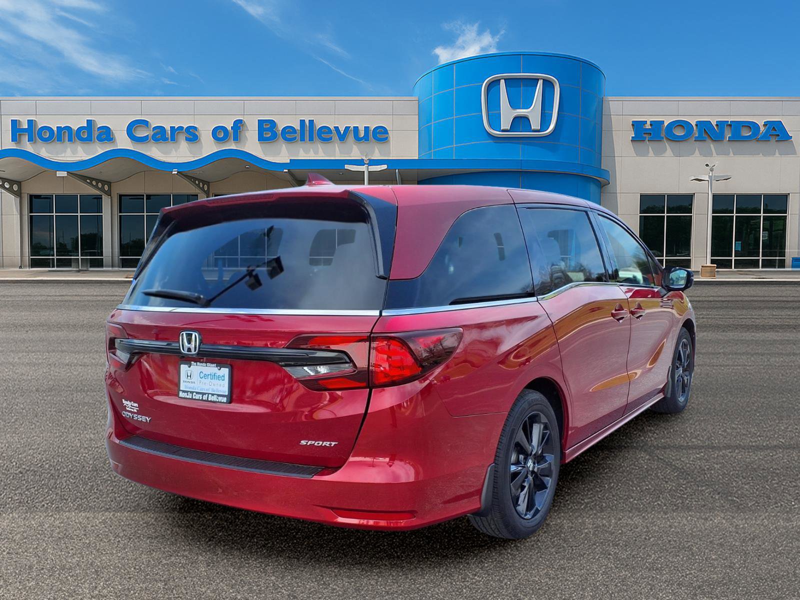 Certified 2024 Honda Odyssey Sport image 9