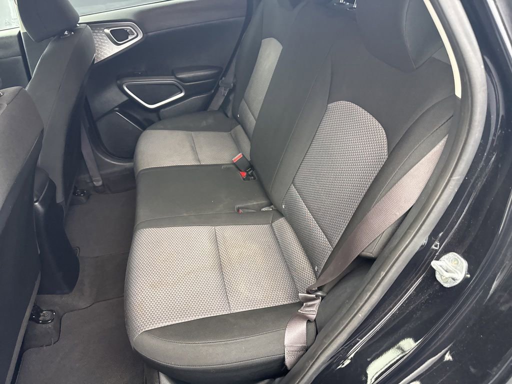 Used 2022 Kia Soul LX FWD image 25