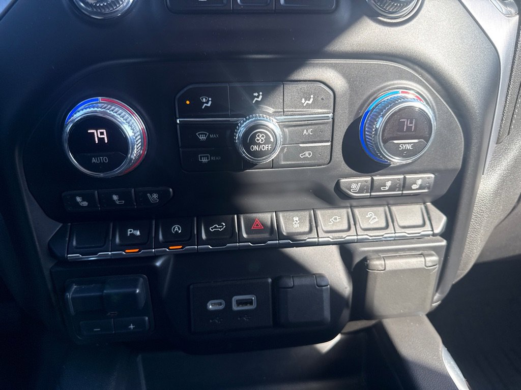 Used 2020 GMC Sierra 1500 SLT w/ SLT Premium Package AWD/4WD image 34