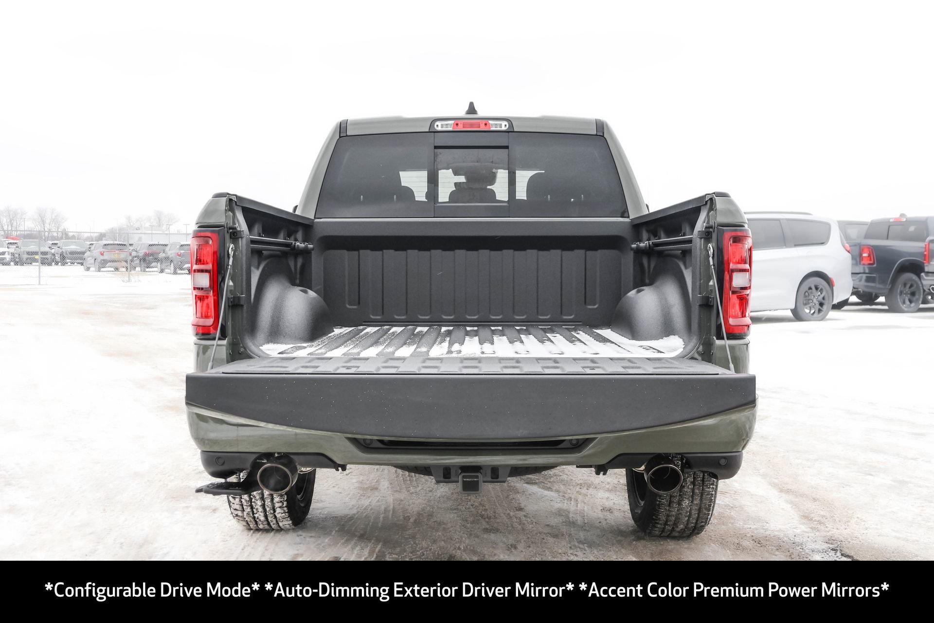 New 2026 RAM 1500 4x4 Crew Cab image 17