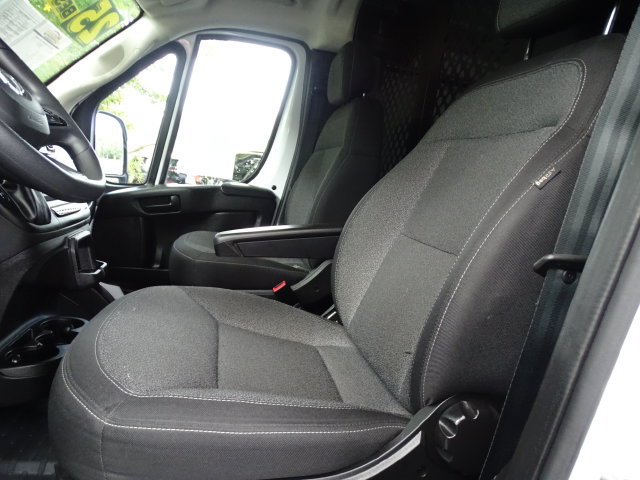 Used 2025 RAM ProMaster 2500 w/ U-Haul Equipment Group FWD image 2