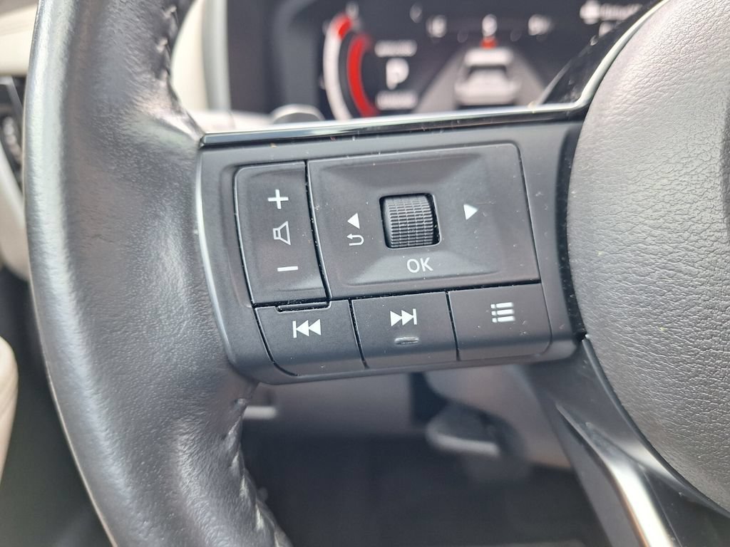 Used 2024 Nissan Rogue SL w/ SL Premium Package FWD image 13