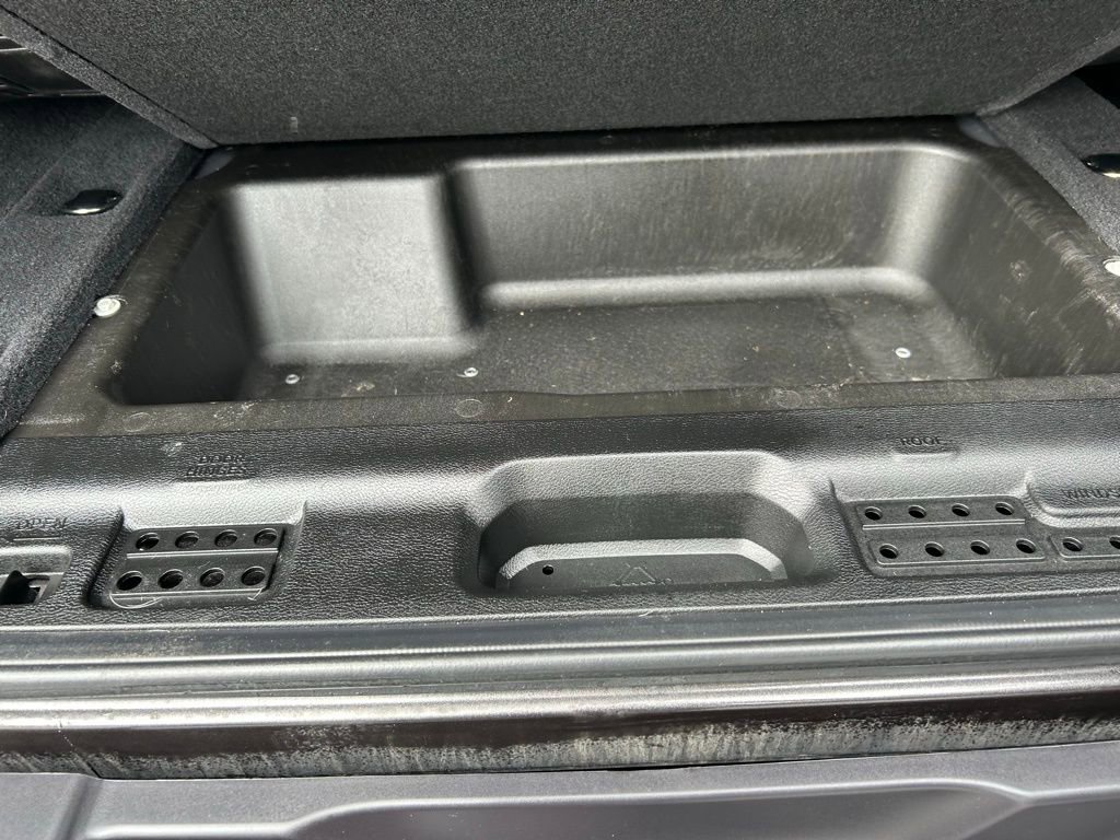 Used 2020 Jeep Wrangler Unlimited Sahara image 12