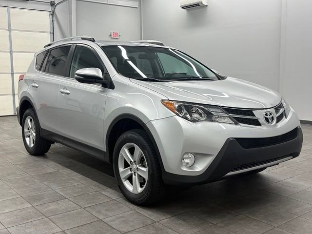 Used 2014 Toyota RAV4 XLE AWD/4WD image 1