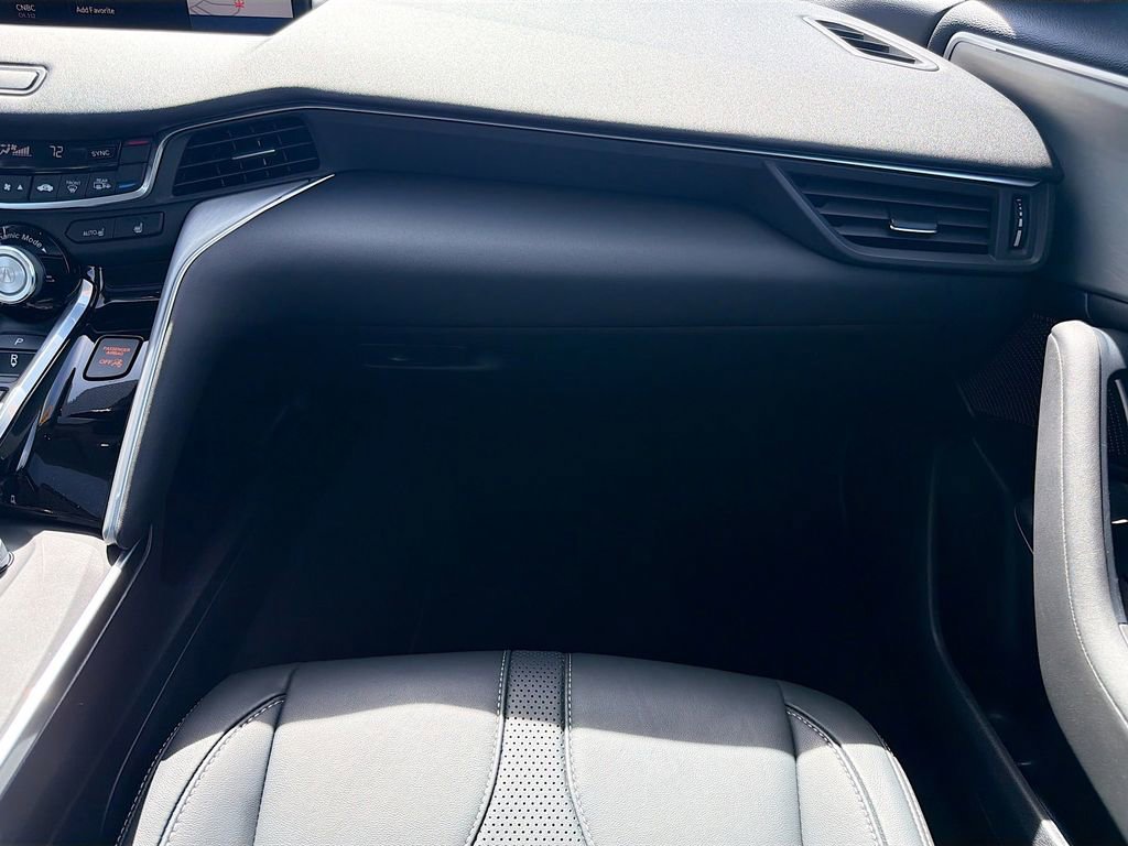 Used 2025 Acura TLX w/ Technology Package image 17