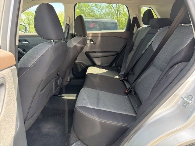 Used 2021 Nissan Rogue SV AWD/4WD image 9