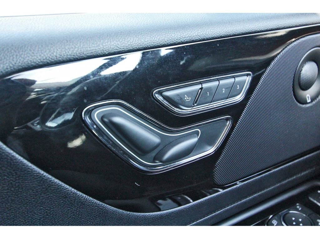 Used 2023 Lincoln Aviator Reserve w/ Equipment Group 201A RWD image 23