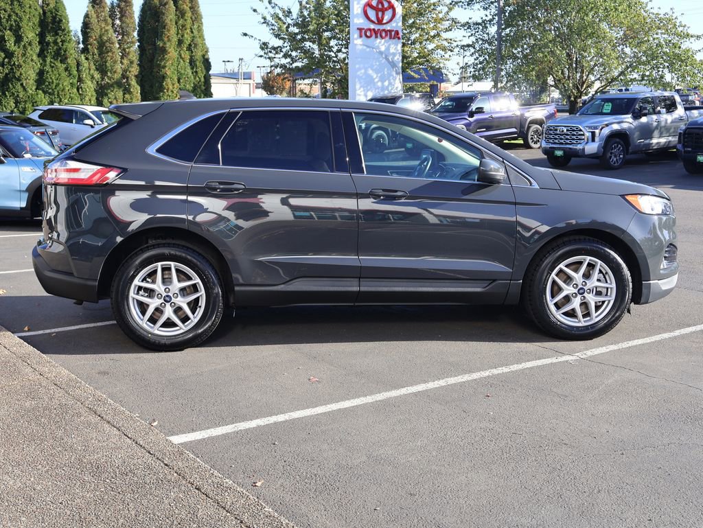 Used 2021 Ford Edge SEL w/ Cargo Accessory Package image 9