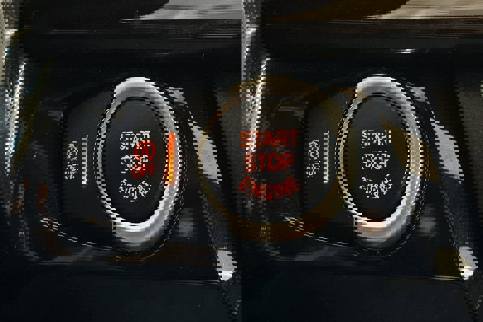 Used 2019 BMW X6 xDrive50i w/ M Sport Package image 23