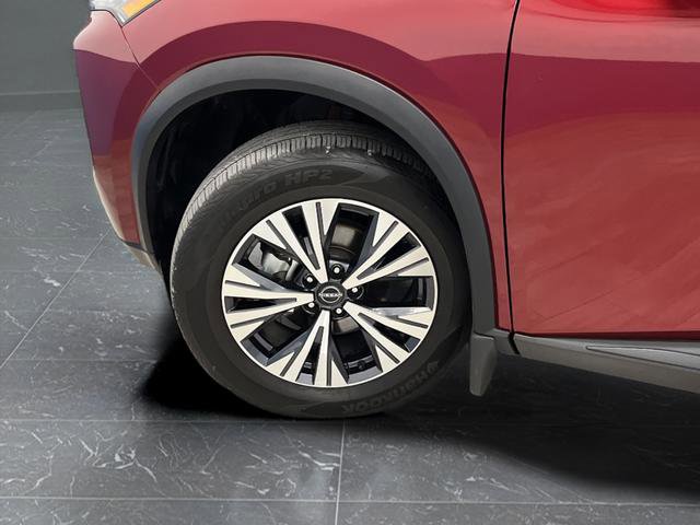 Used 2023 Nissan Rogue SV image 30