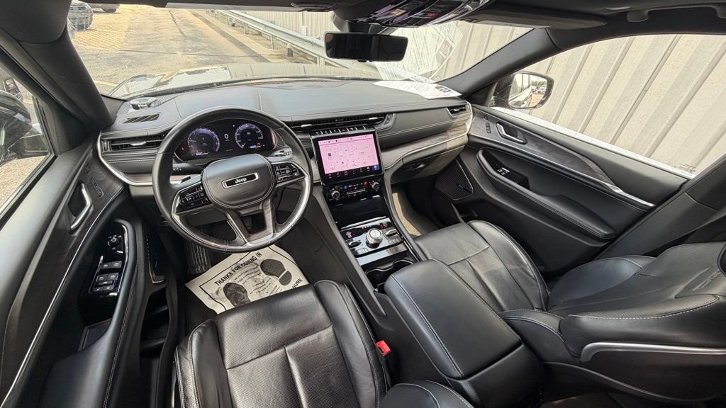 Certified 2022 Jeep Grand Cherokee L Overland w/ Luxury Tech Group IV AWD/4WD image 25