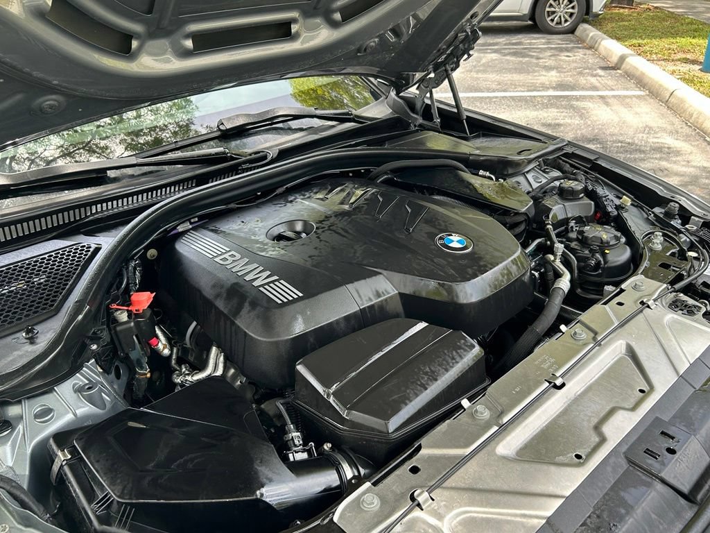 Used 2025 BMW 330i Sedan w/ Convenience Package RWD image 28