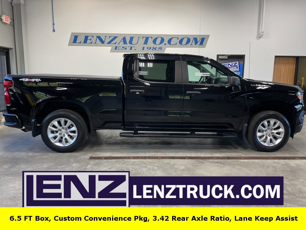 Used 2022 Chevrolet Silverado 1500 Custom image 1