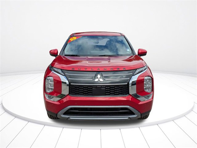 New 2025 Mitsubishi Outlander SE image 9