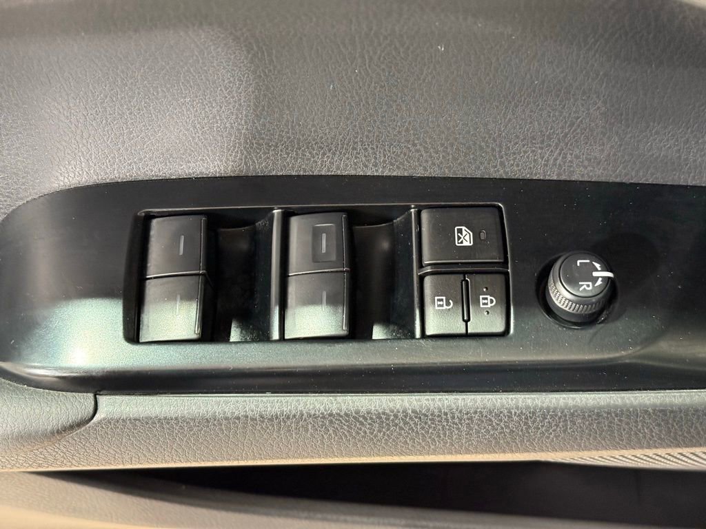 Certified 2025 Toyota Camry SE image 15