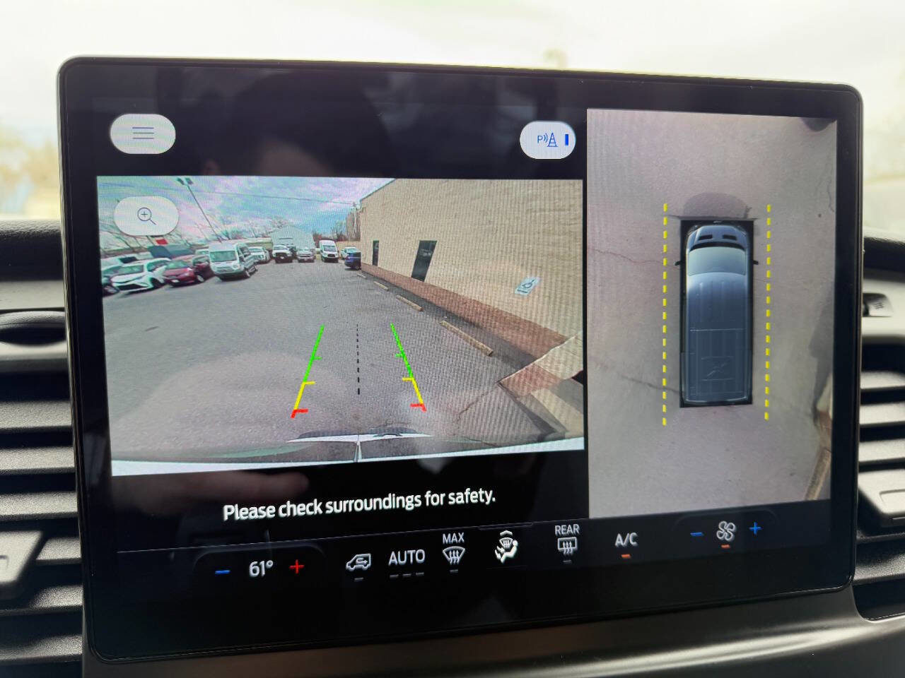 Used 2023 Ford Transit 250 Medium Roof AWD image 8