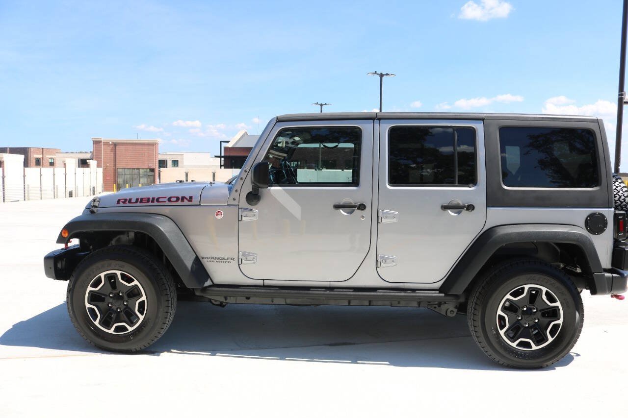 Used 2014 Jeep Wrangler Unlimited Rubicon AWD/4WD image 27