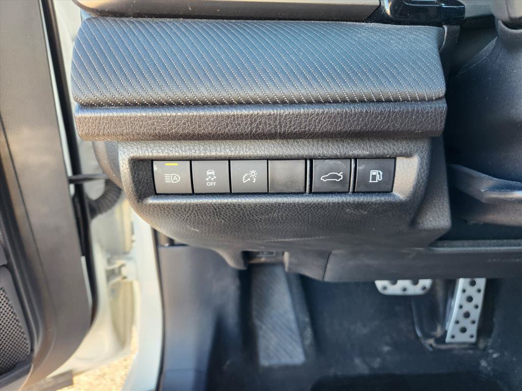 Certified 2025 Toyota Camry SE FWD image 20