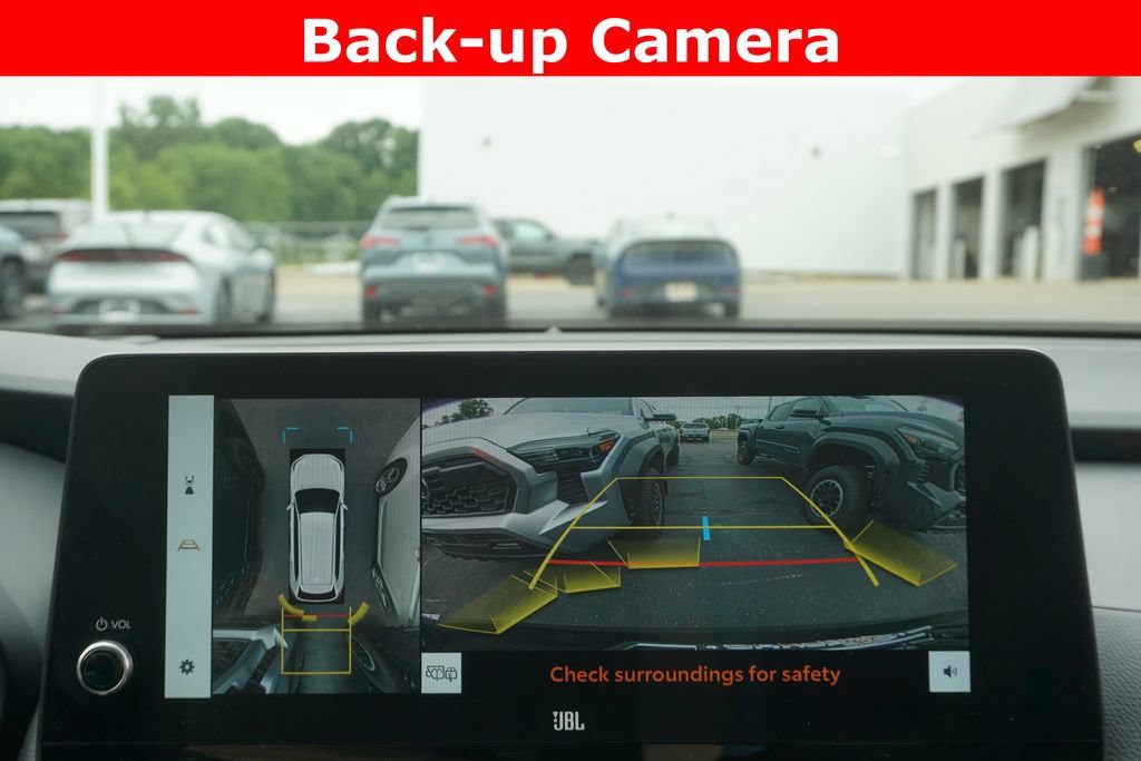 Used 2024 Toyota Grand Highlander AWD image 12