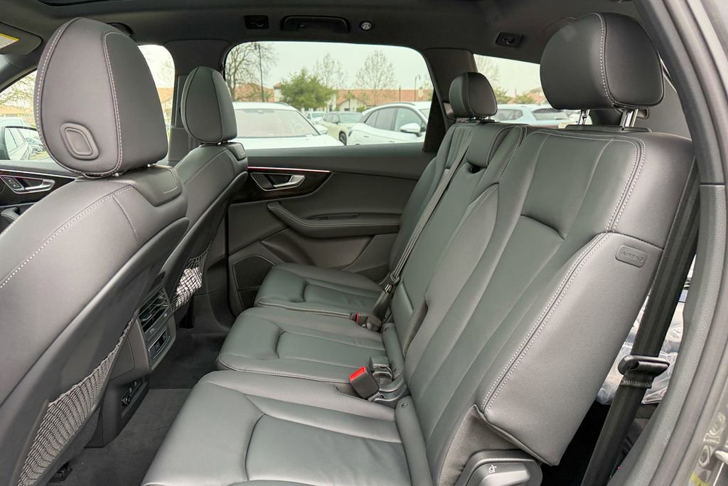 New 2025 Audi Q7 2.0T Premium Plus image 24