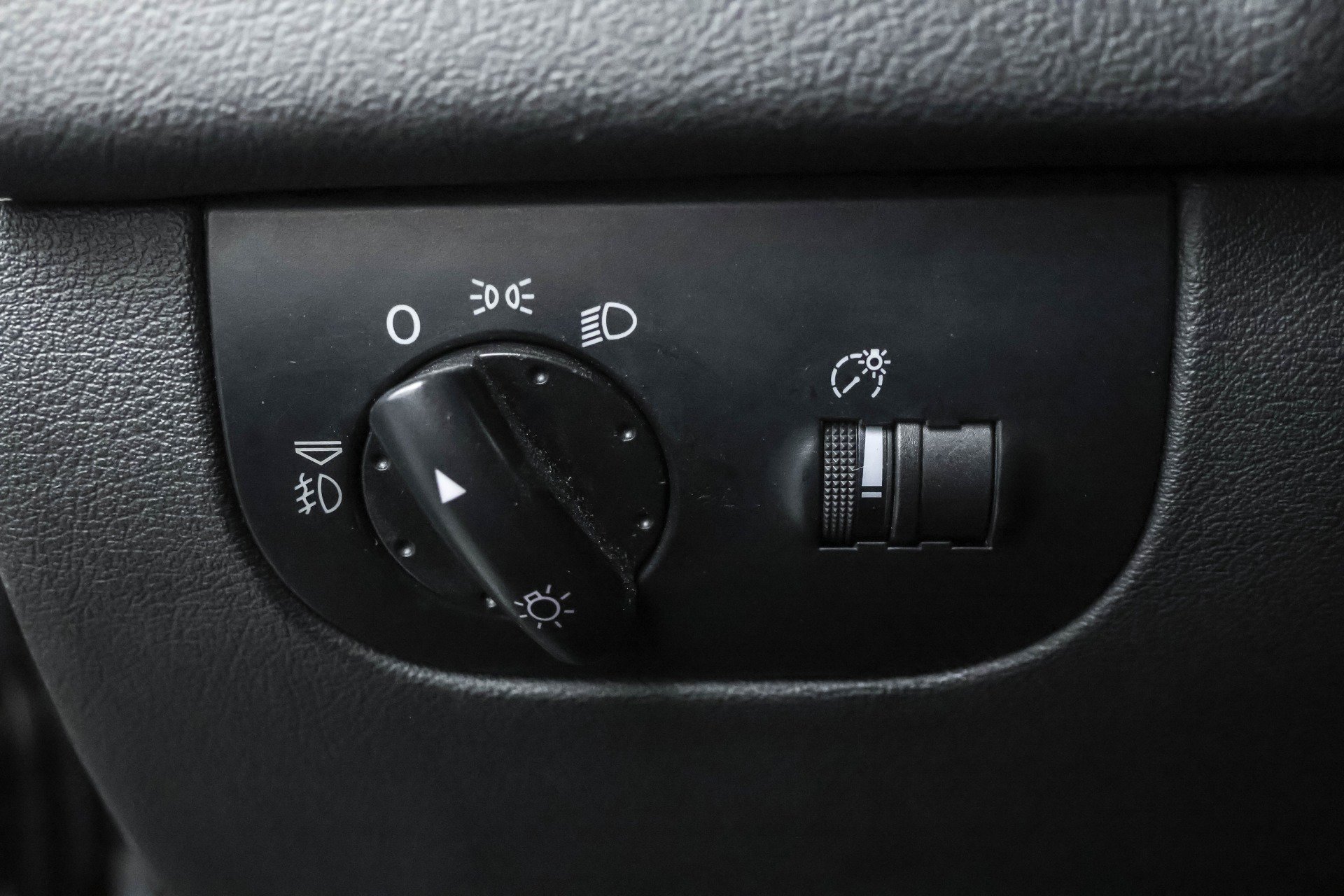 Used 2001 Audi TT 1.8T image 12