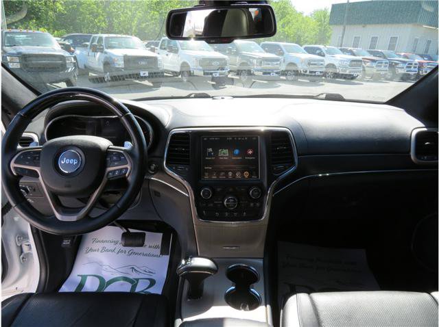 Used 2015 Jeep Grand Cherokee Summit AWD/4WD image 6