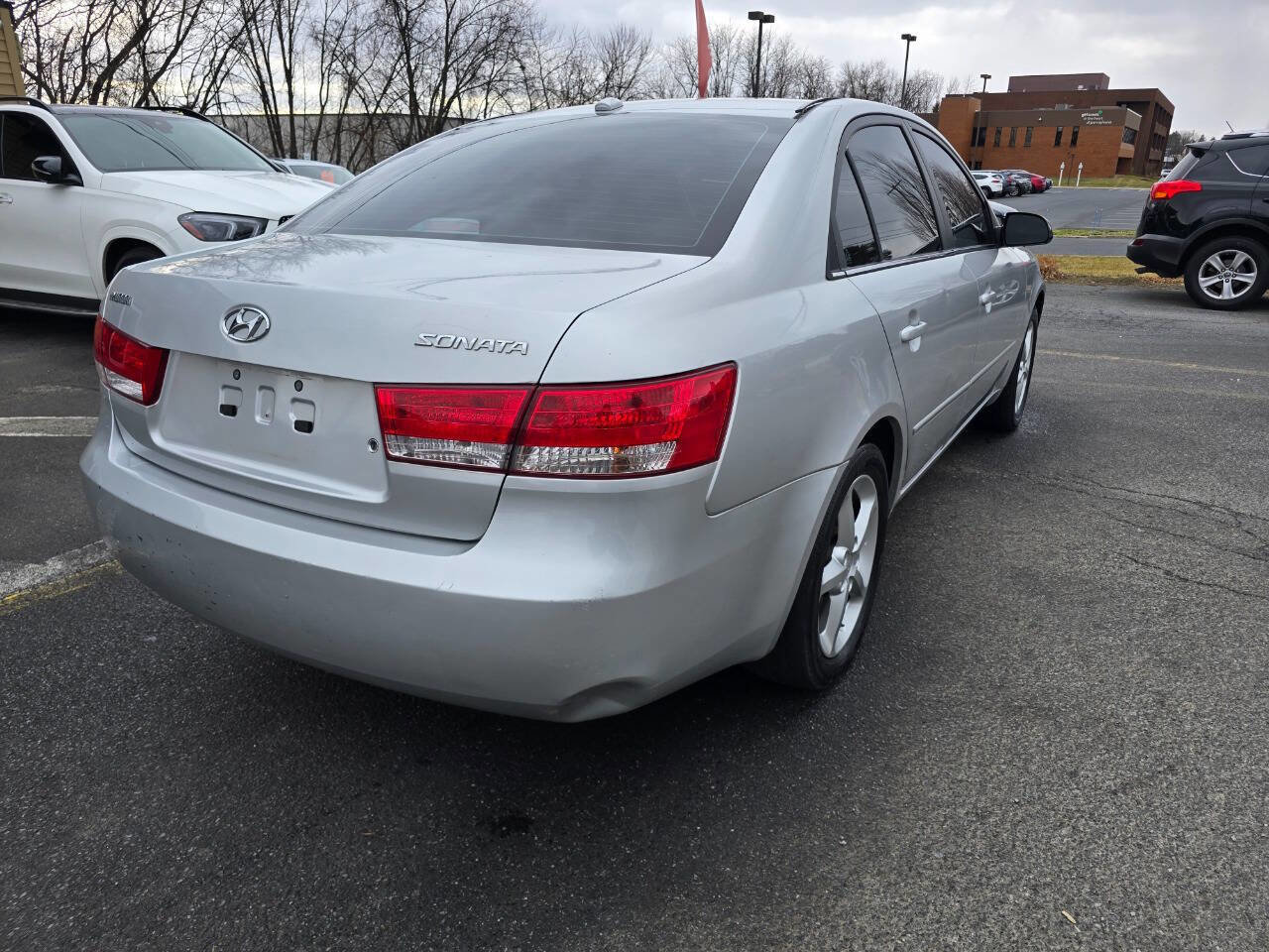 Used 2007 Hyundai Sonata GLS image 3