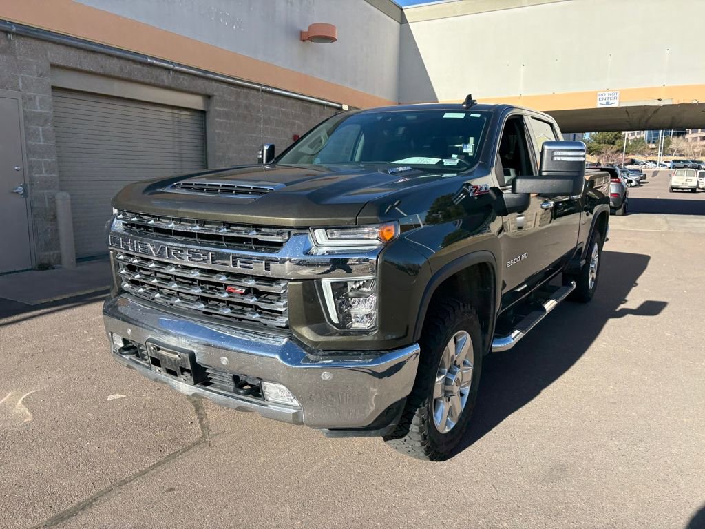 Used 2022 Chevrolet Silverado 2500 LTZ w/ LTZ Premium Package image 3