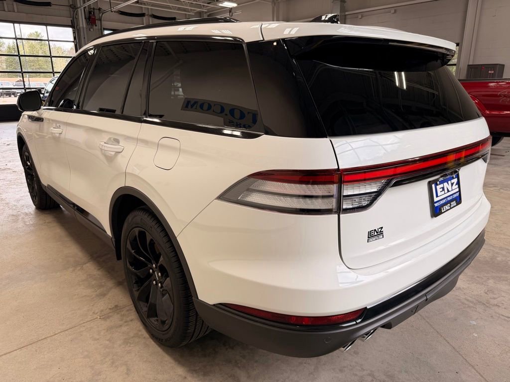Used 2025 Lincoln Aviator Reserve w/ Luxury Package AWD/4WD image 5