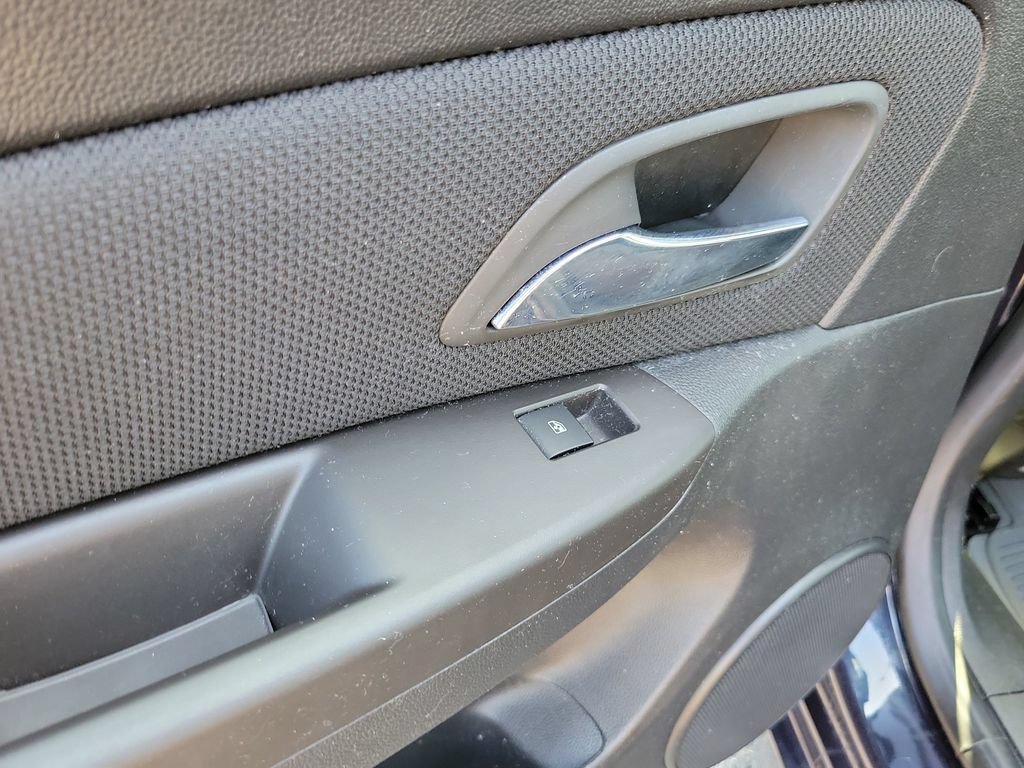 Used 2015 Chevrolet Cruze LT FWD image 18