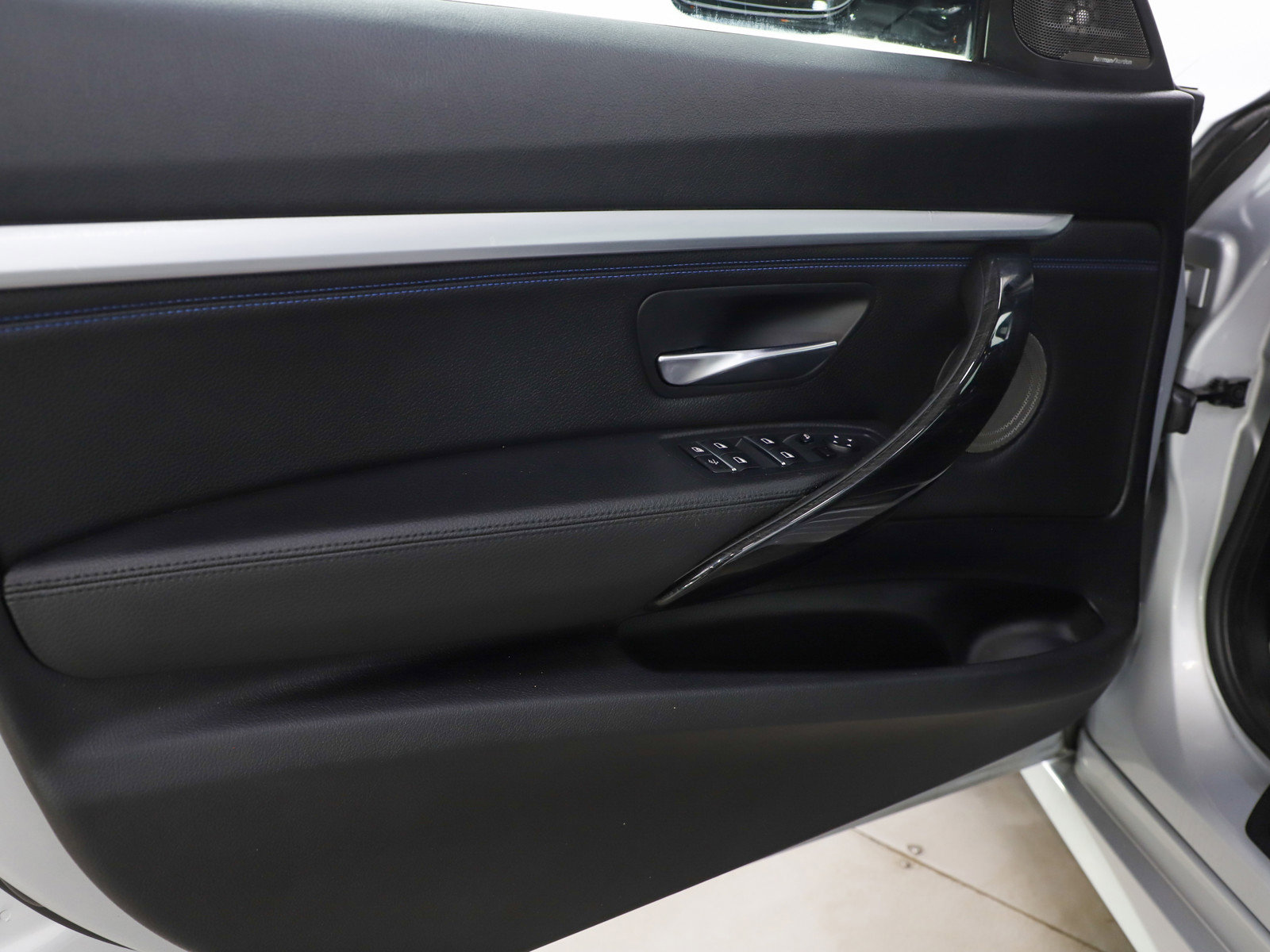 Used 2019 BMW 330i Gran Turismo xDrive w/ M Sport Package image 23