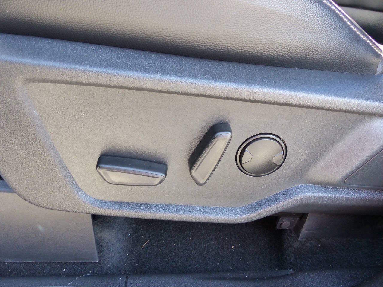 Used 2025 Ford Bronco Outer Banks AWD/4WD image 31