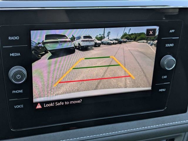 New 2026 Volkswagen Taos SE FWD image 23