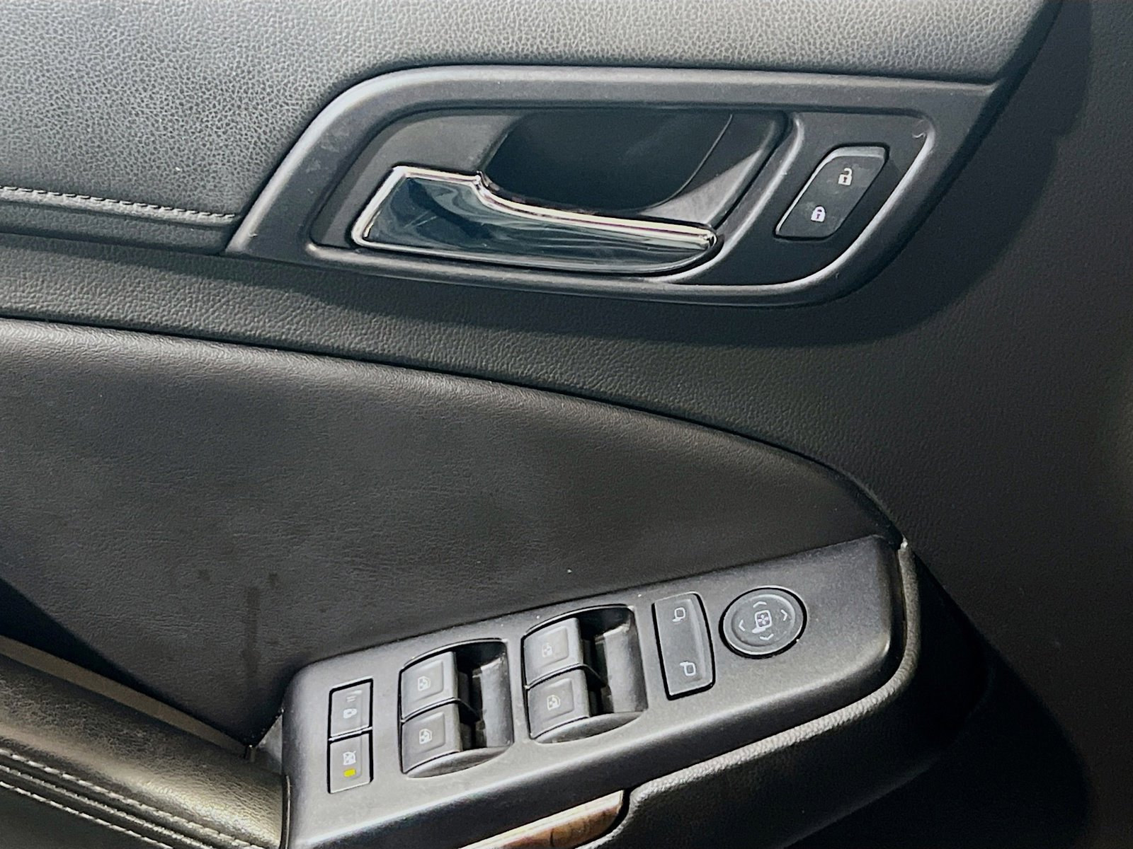 Used 2018 Chevrolet Tahoe LS image 13